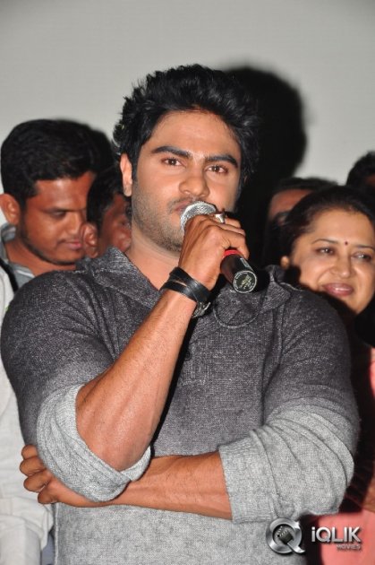 Aadu-Magadura-Bujji-Success-Meet